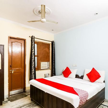 גורגאון Hotel O Maurya Residency מראה חיצוני תמונה