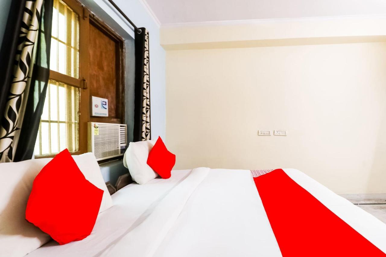 גורגאון Hotel O Maurya Residency מראה חיצוני תמונה