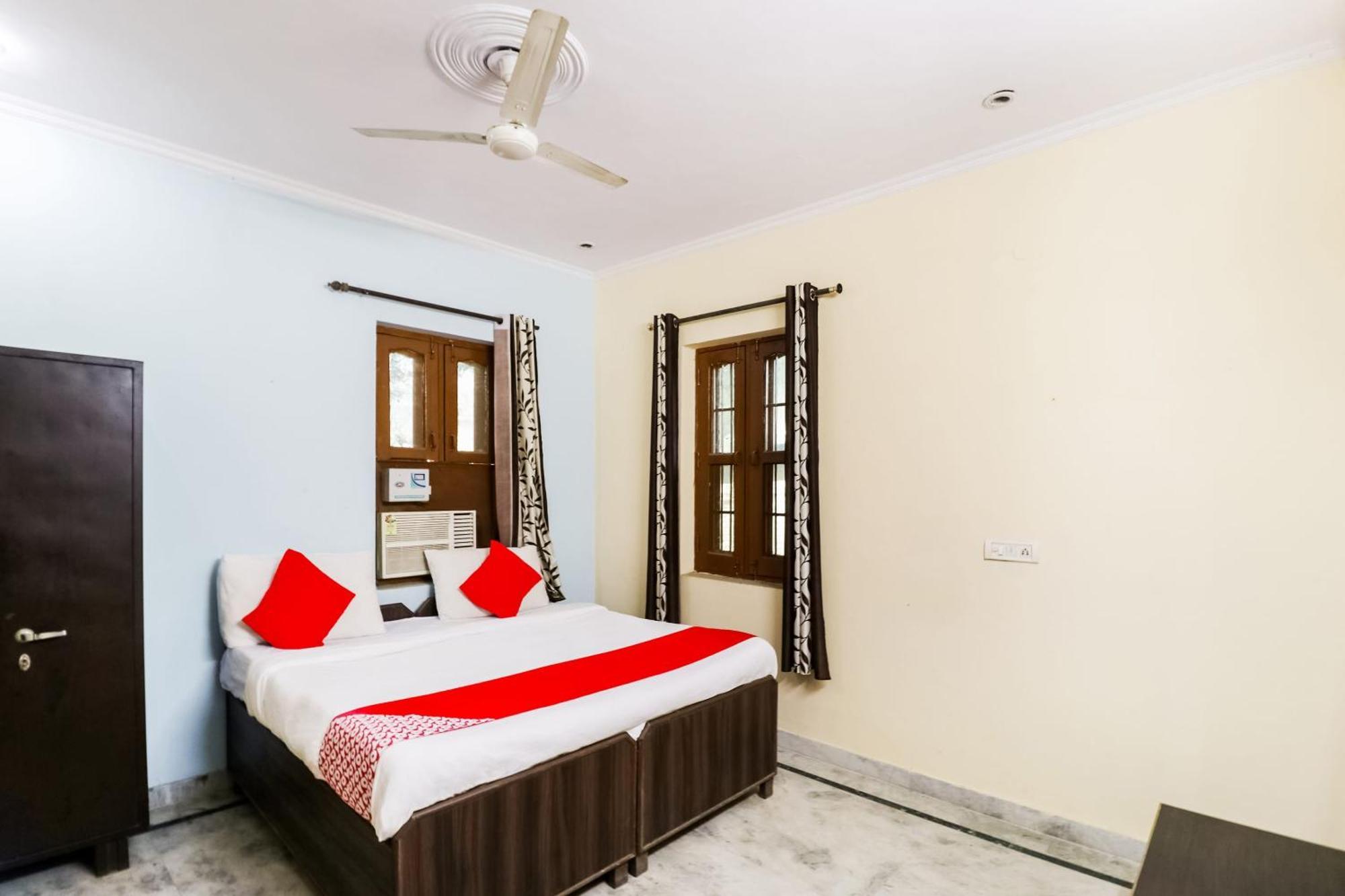 גורגאון Hotel O Maurya Residency מראה חיצוני תמונה