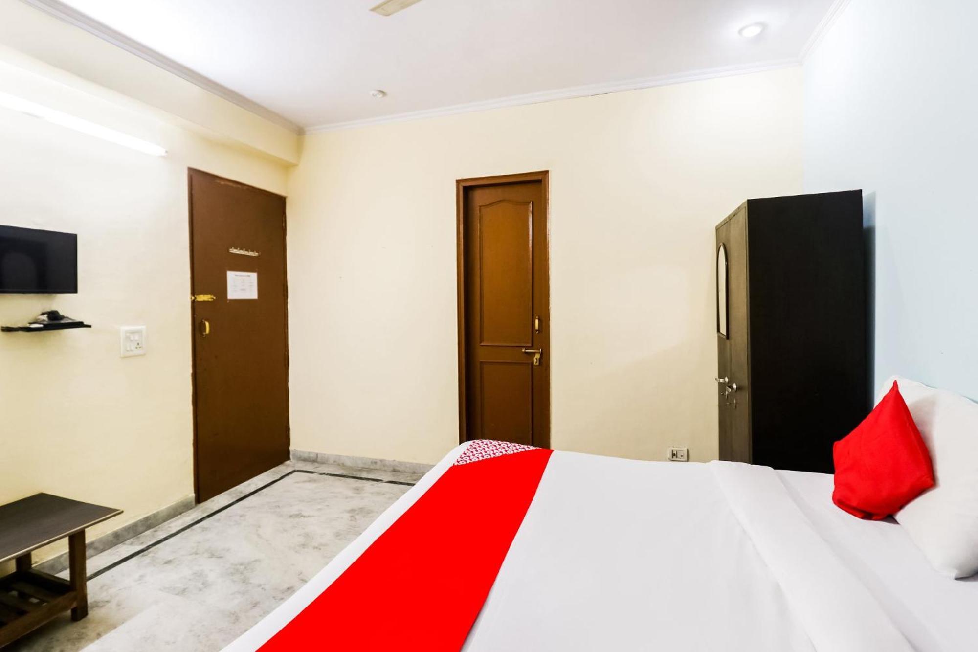 גורגאון Hotel O Maurya Residency מראה חיצוני תמונה