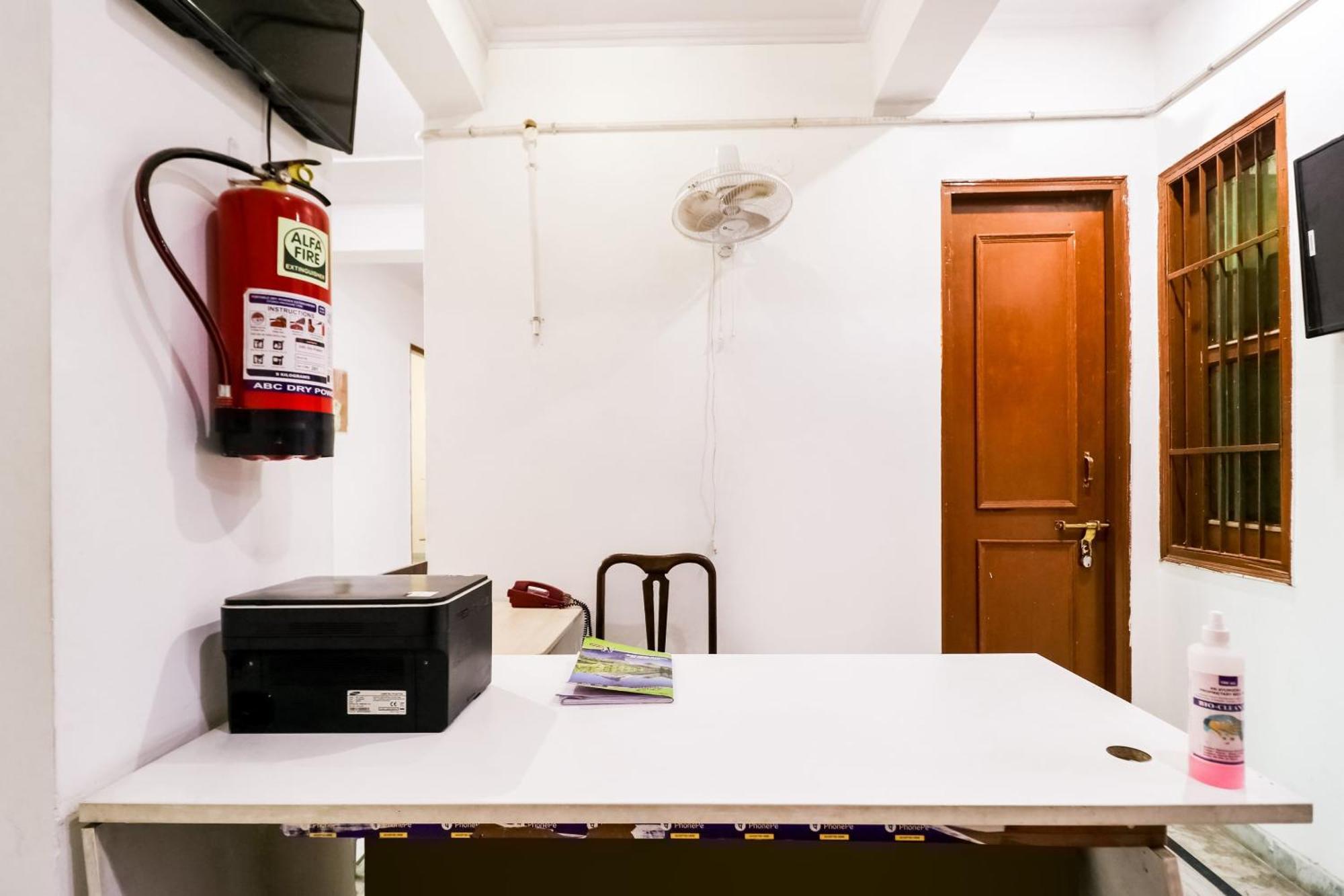 גורגאון Hotel O Maurya Residency מראה חיצוני תמונה