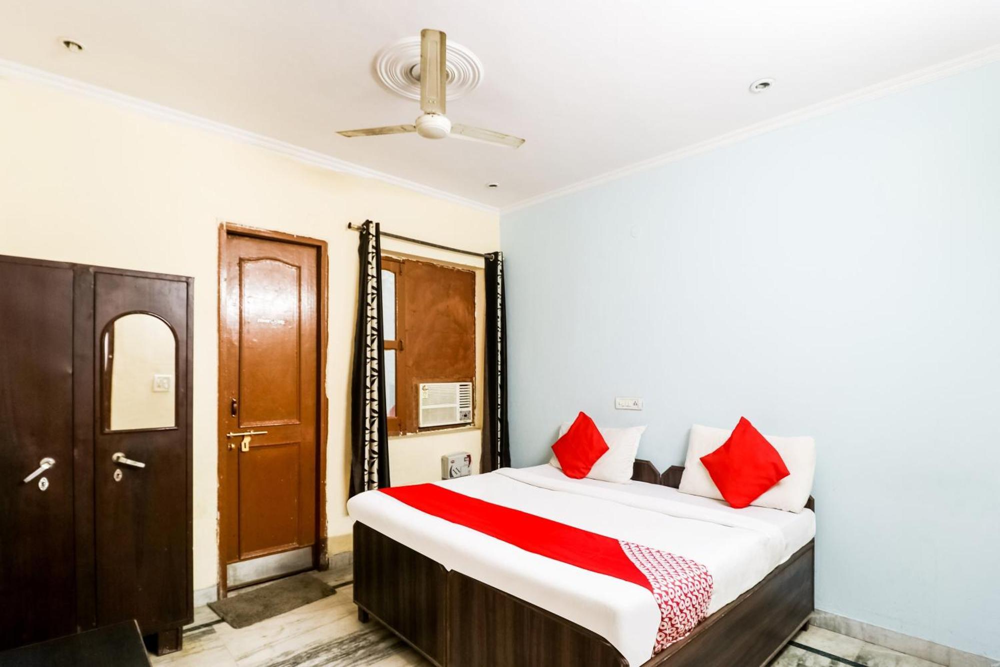 גורגאון Hotel O Maurya Residency מראה חיצוני תמונה